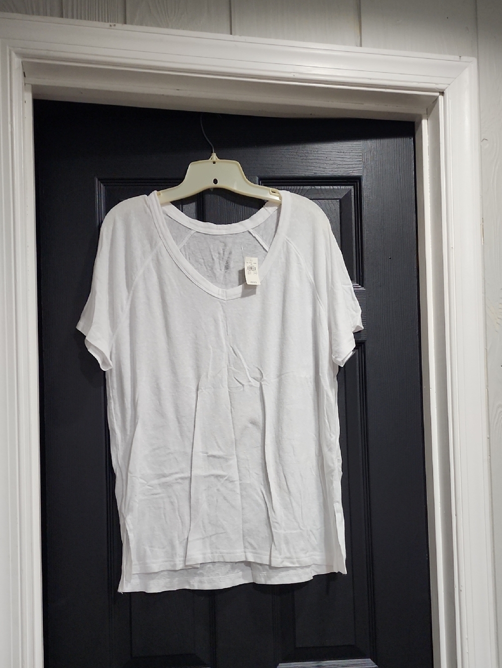 American Eagle Outfitters White Short Sleeve Tee